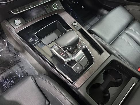 Used 2021 Audi Q5 2.0T Premium Plus AWD/4WD image 22