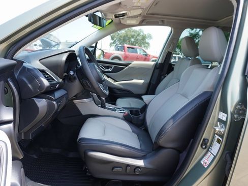 Used 2020 Subaru Forester Limited w/ Popular Package #3 image 7