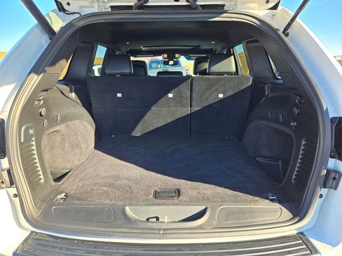 Used 2020 Jeep Grand Cherokee Altitude image 32