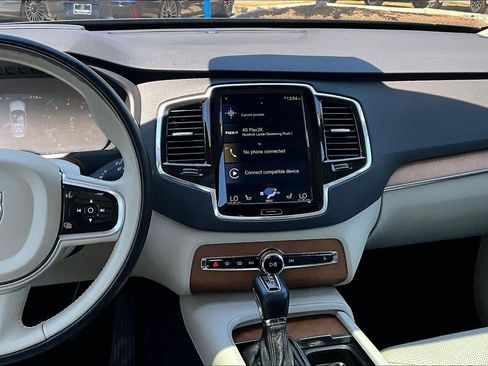 Used 2018 Volvo XC90 T6 Inscription w/ Convenience Package image 6