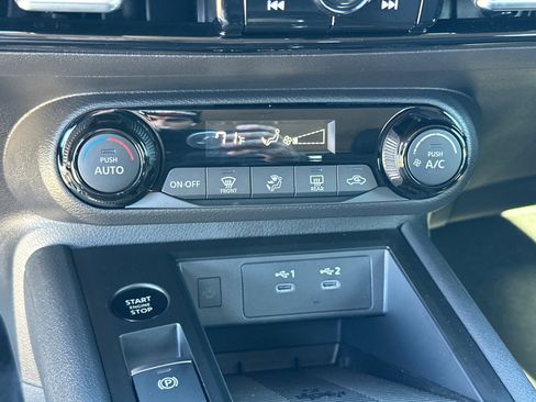 Used 2026 Nissan Kicks SV image 30