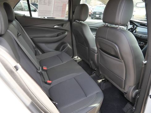 Used 2023 Buick Encore GX Select AWD/4WD image 21