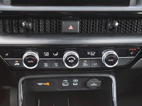 Used 2025 Honda CR-V EX-L image 10