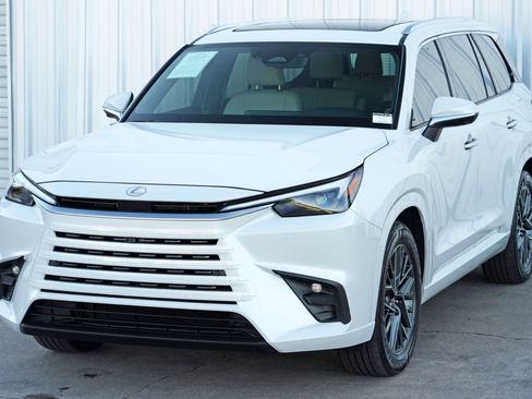 Used 2025 Lexus TX 350 TX 350 Premium w/ Technology Package image 50