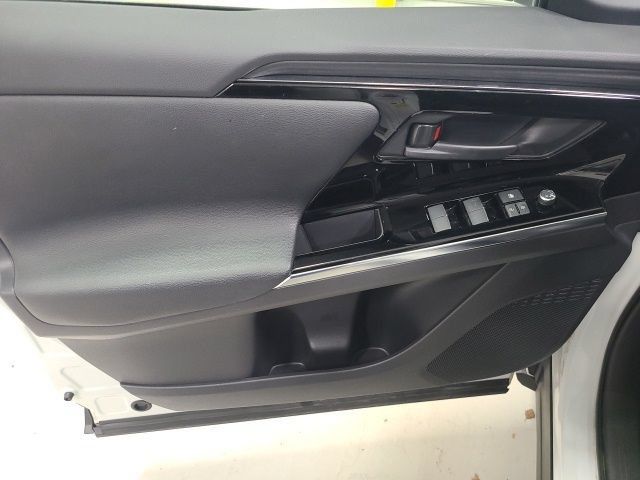 Certified 2023 Toyota bZ4X AWD w/ Weather Package image 21