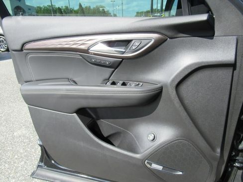 Used 2023 Buick Envision Avenir FWD image 20
