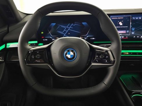 New 2026 BMW i5 eDrive40 image 15