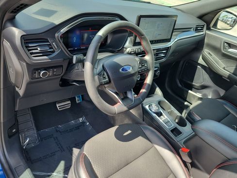 Certified 2023 Ford Escape ST-Line w/ Tech Pack #1 AWD/4WD image 21