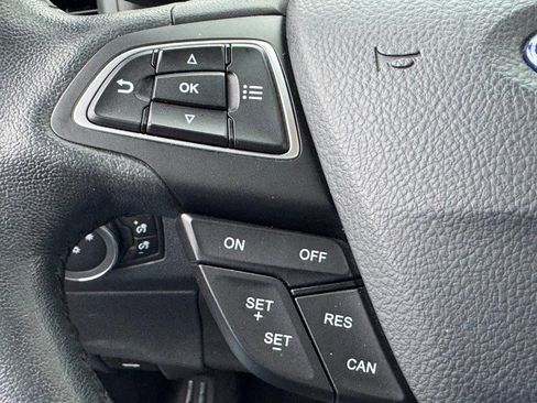 Used 2020 Ford EcoSport Titanium image 16