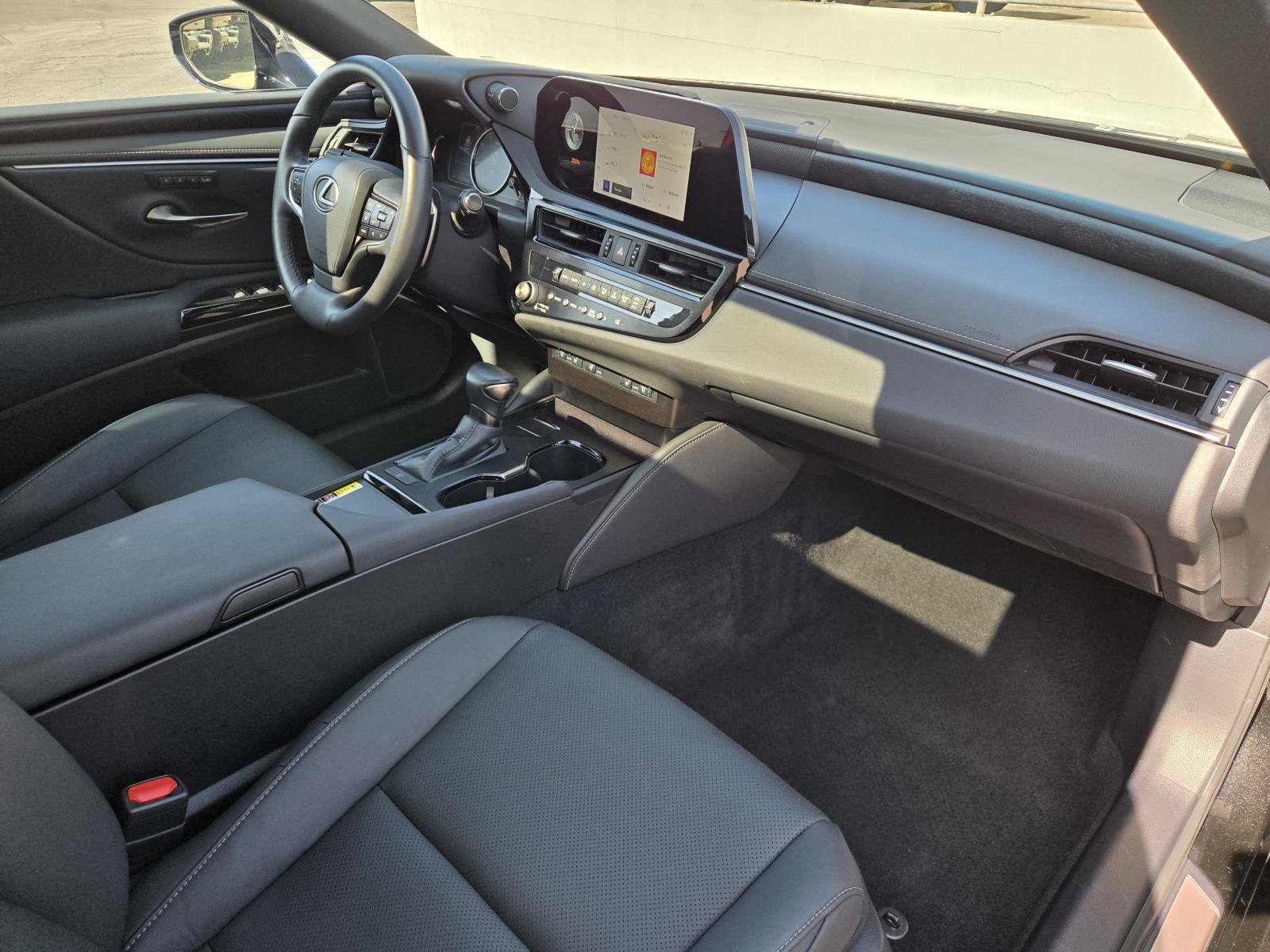 Used 2024 Lexus ES 350 w/ Premium Package FWD image 29