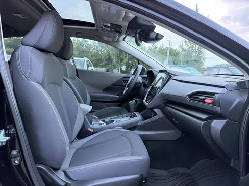 Used 2025 Subaru Crosstrek 2.5i Premium AWD/4WD image 17
