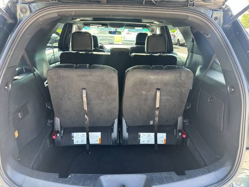Used 2016 Ford Explorer XLT w/ Equipment Group 202A AWD/4WD image 15