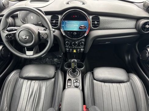 Certified 2023 MINI Cooper SE image 12