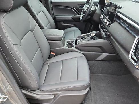 Certified 2024 GMC Canyon Elevation w/ Elevation Premium Package image 25