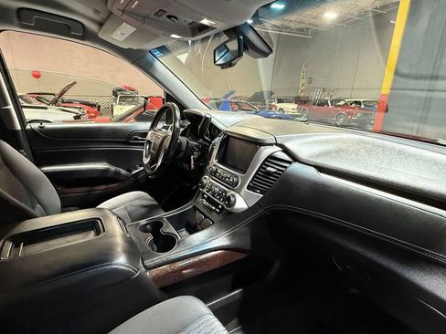 Used 2018 GMC Yukon SLE w/ HD Trailering Package image 37