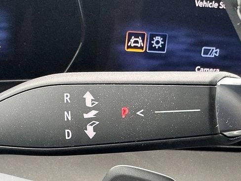 Certified 2025 Chevrolet Traverse LT AWD/4WD image 17