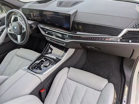 Certified 2025 BMW X5 xDrive40i w/ M Sport Package image 19