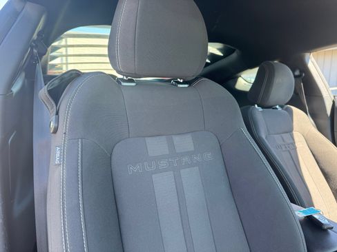 Used 2018 Ford Mustang GT RWD image 49