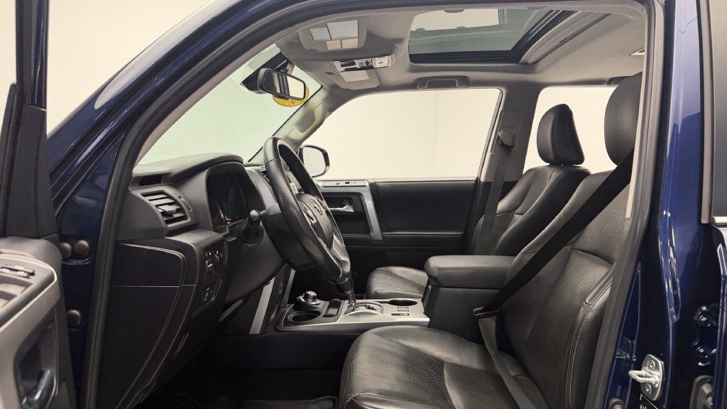 Used 2023 Toyota 4Runner Limited AWD/4WD image 10
