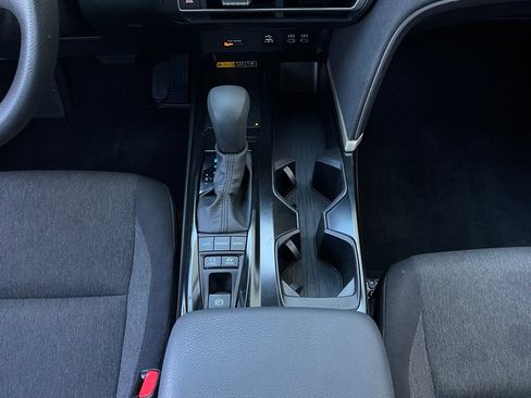 Used 2025 Toyota Camry LE image 14