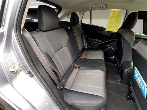 Used 2019 Subaru Crosstrek 2.0i image 29
