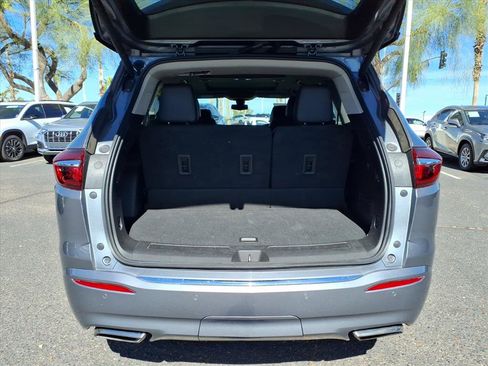 Used 2021 Buick Enclave Avenir w/ Avenir Technology Package image 10