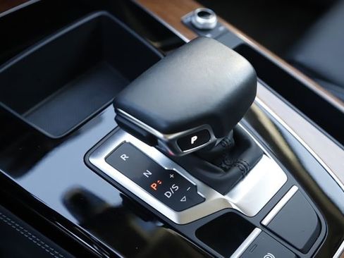 Used 2023 Audi Q5 2.0T Premium Plus image 30