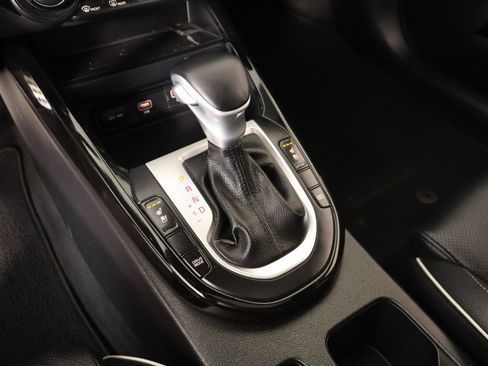Used 2022 Kia Forte GT-Line w/ GT-Line Premium Package FWD image 8
