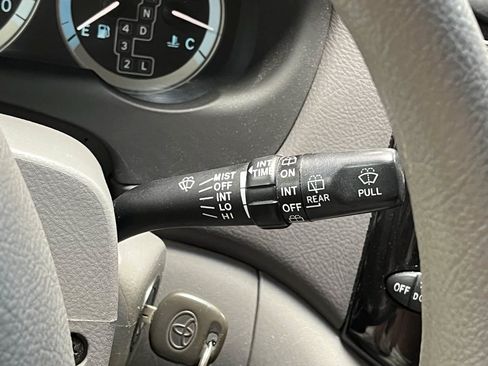 Used 2004 Toyota Sienna LE FWD image 16