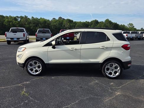 Used 2021 Ford EcoSport SE w/ SE Convenience Package FWD image 3