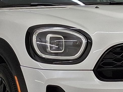 Certified 2024 MINI Cooper Countryman S FWD image 9