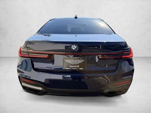 Used 2022 BMW 750i xDrive w/ Executive Package AWD/4WD image 6