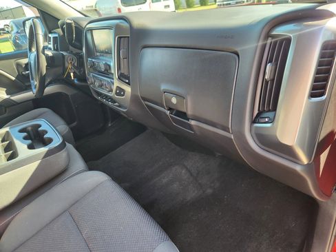 Used 2018 Chevrolet Silverado 1500 LT w/ All Star Edition image 40