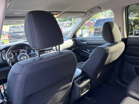 Used 2022 Nissan Pathfinder SV w/ SV Black Package FWD image 25
