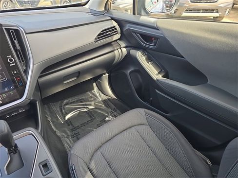 Used 2024 Subaru Crosstrek 2.0i Premium image 12