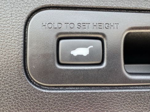 Certified 2025 Honda Pilot Elite image 35