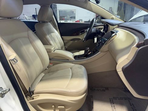 Used 2010 Buick LaCrosse CXL image 27