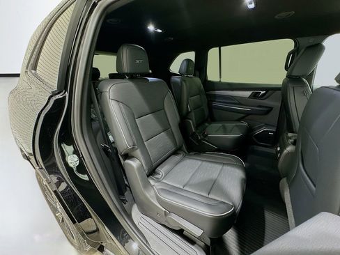 New 2026 Buick Enclave Sport Touring FWD image 28