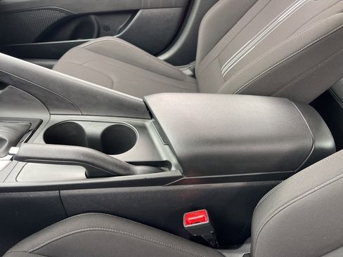 Certified 2024 Hyundai Elantra SEL image 13