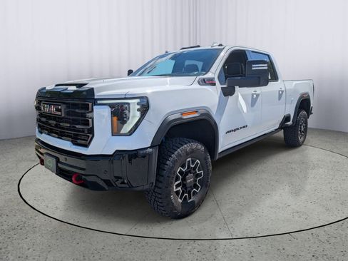 Used 2025 GMC Sierra 2500 AT4X AWD/4WD image 7