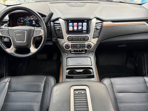 Used 2020 GMC Yukon XL Denali image 3