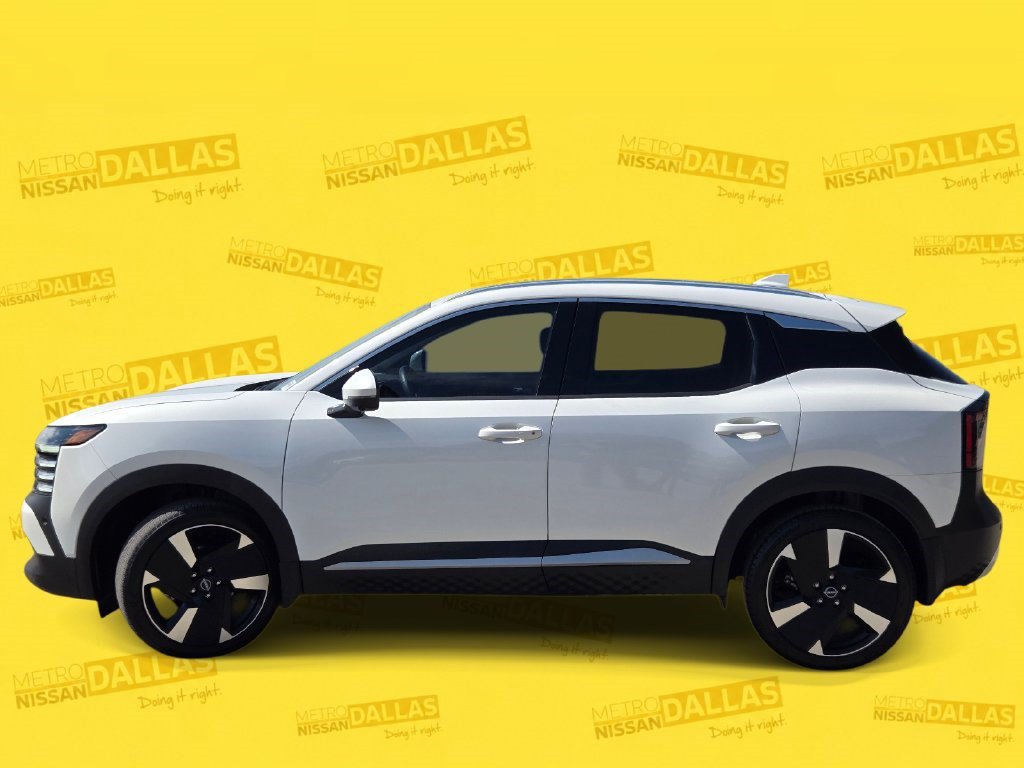Certified 2025 Nissan Kicks SR AWD/4WD image 3