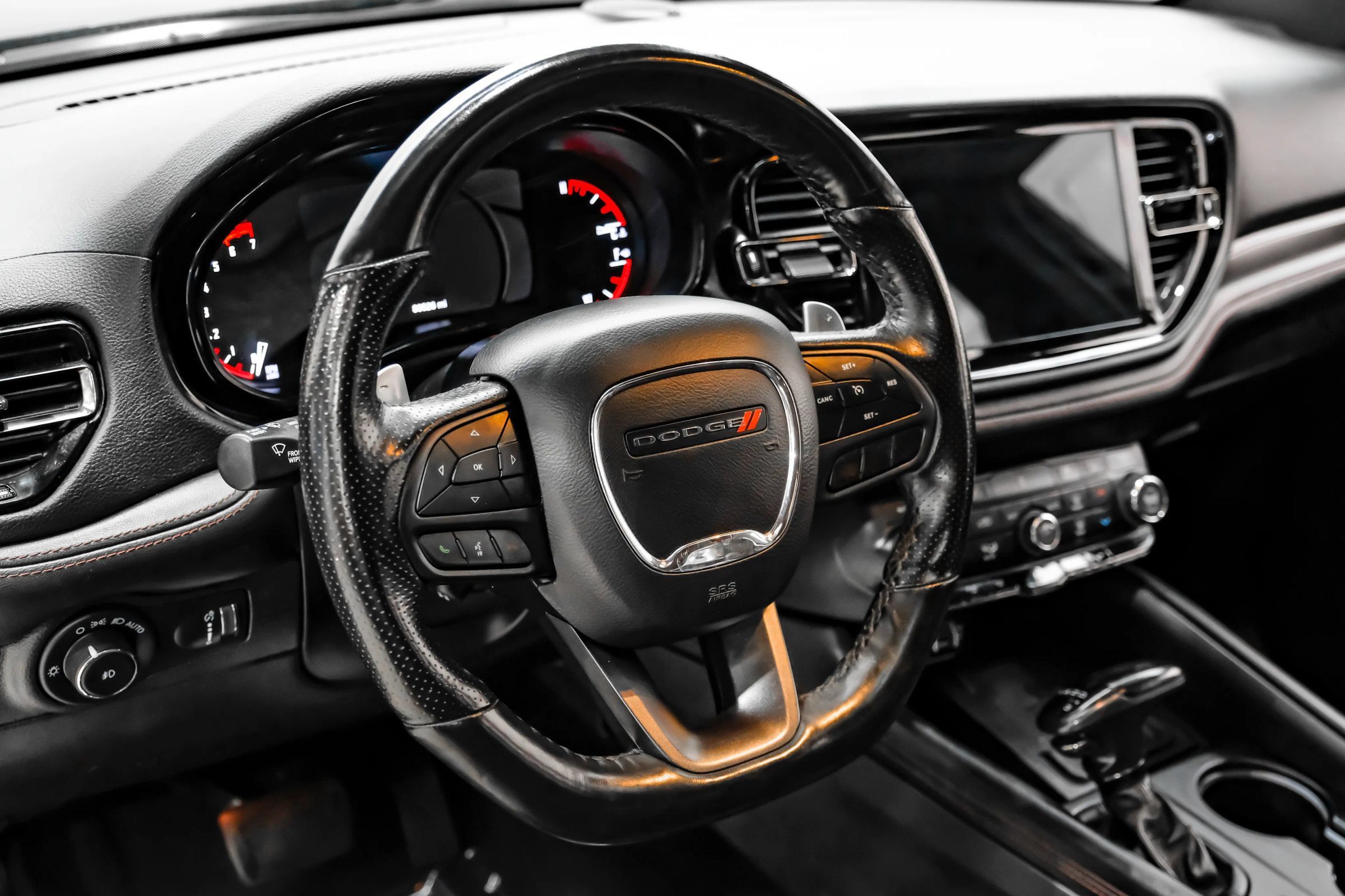 Used 2022 Dodge Durango R/T w/ Blacktop Package RWD image 16