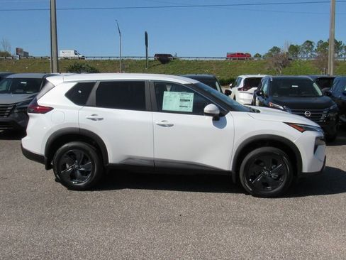 New 2026 Nissan Rogue SV image 2