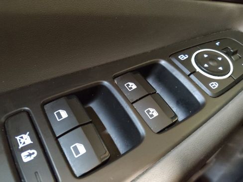 Used 2019 Hyundai Santa Fe SEL image 27