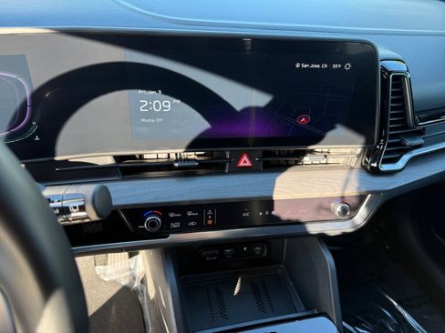 Used 2024 Kia Sportage X-Line w/ X-Line Premium Package image 12