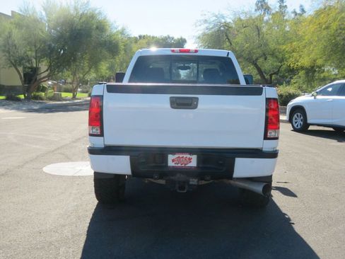 Used 2013 GMC Sierra 2500 Denali image 12