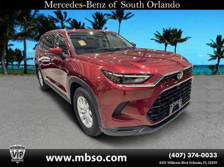 Used 2024 Toyota Grand Highlander AWD video 1