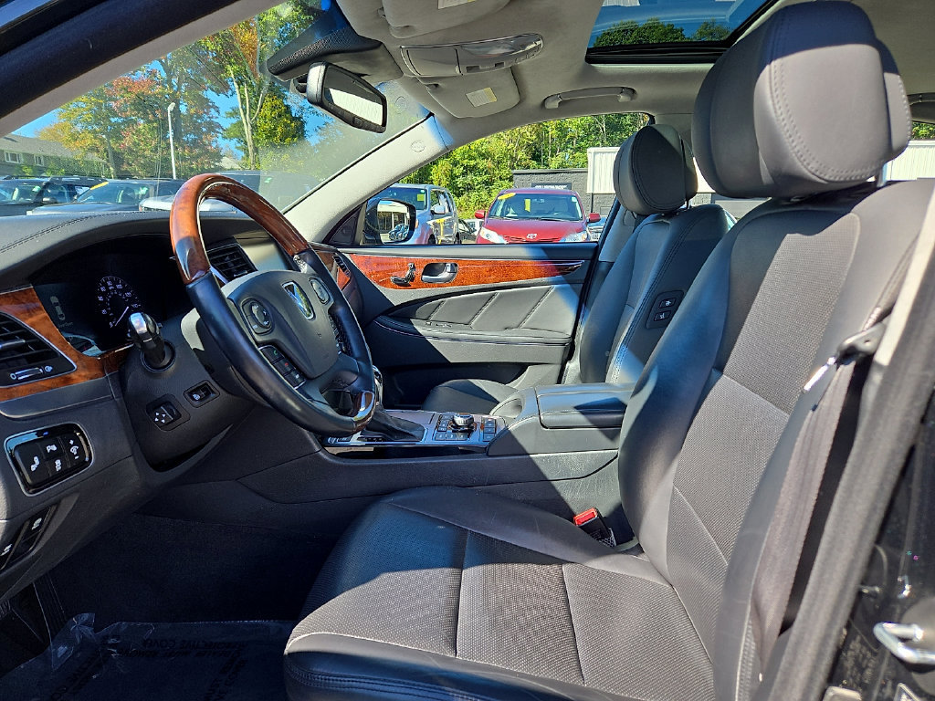 Used 2014 Hyundai Equus Signature RWD image 15