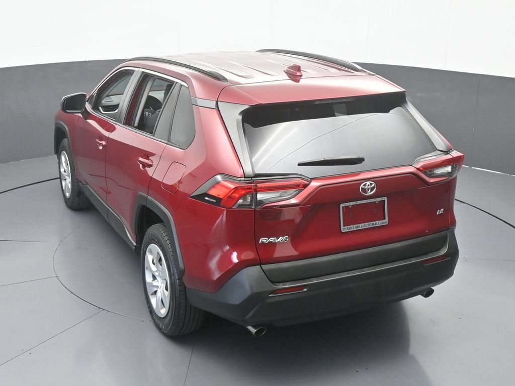 Used 2021 Toyota RAV4 LE FWD image 43